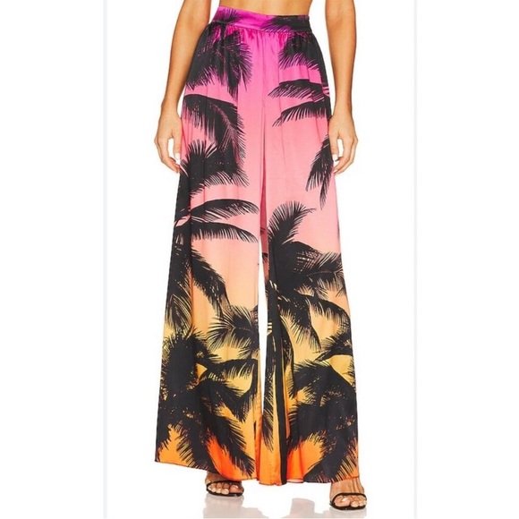 Revolve Retrofete Delia in Sunset Palm, size XXS - Picture 1 of 10